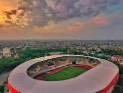 Istimewanya Stadion Manahan Solo