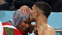Achraf Hakimi, Bintang Maroko yang Berselebrasi Cium Ibunya