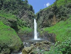 Pesona Curug Sikopel, Hidden Gemnya Banjarnegara