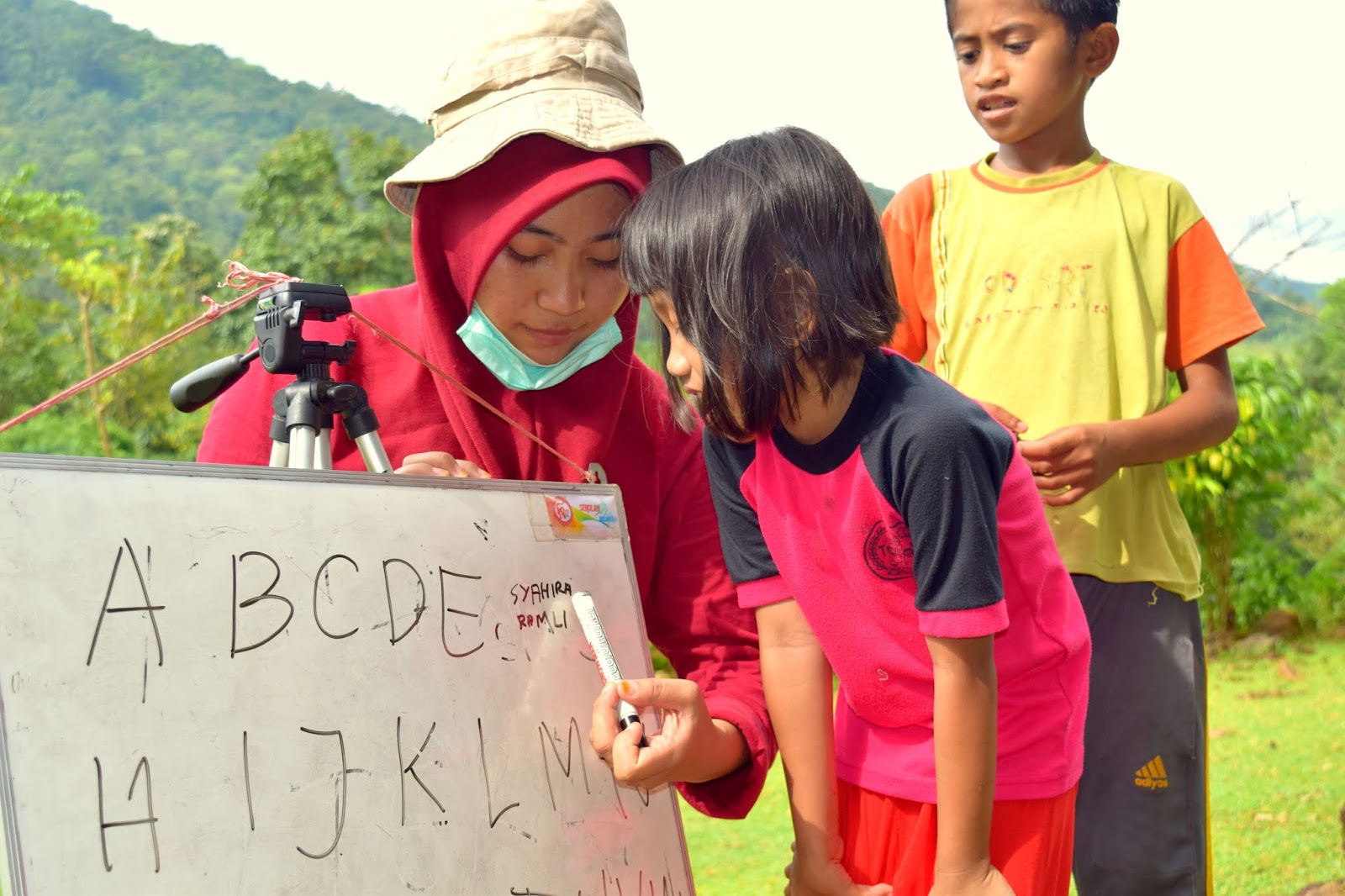 markketplace guru beri kesempatan peningkatan pendidikan di daerah