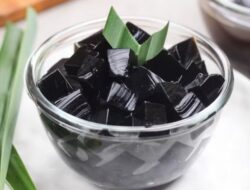 Fakta Tentang Cincau, Si Kenyal yang Enak dan Sehat