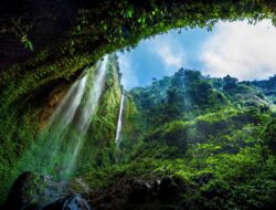 Wow, 5 Deretan Air Terjun Tercantik di Indonesia!