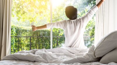 Full Produktif! Tips Praktis dan Keuntungan Bangun Pagi