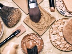 Tips Mengenali dan Menghindari Makeup Kadaluwarsa yang Berbahaya