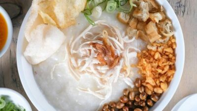 6 Resep Bubur Ayam Ala Rumahan, Simple!