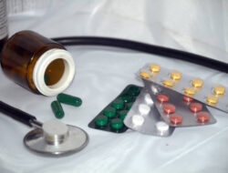 Pentingnya Memahami Penggolongan Obat berdasarkan Logo dan Fungsinya