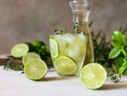 10 Manfaat Konsumsi Air Jeruk Nipis, Bantu Produksi Kolagen