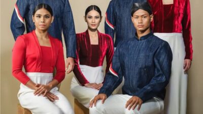 8 Pakaian Adat Indonesia Ini Go International!