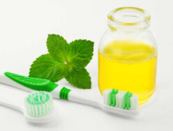 Manfaat Oil Pulling yang Masih Dipertanyakan Ilmuwan