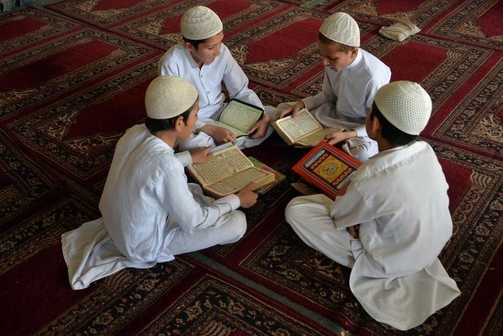 Keistimewaan Budaya Tadarus Al-Qur'an di Bulan Ramadan