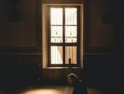 Tata Cara dan Keutamaan Itikaf 10 Hari Terakhir Ramadan