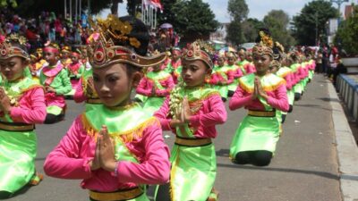 Mengurai Makna Religiusitas Tari Aplang Banjarnegara