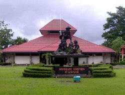 Menelusuri Kejayaan Rokok Lewat Museum Kretek Kudus