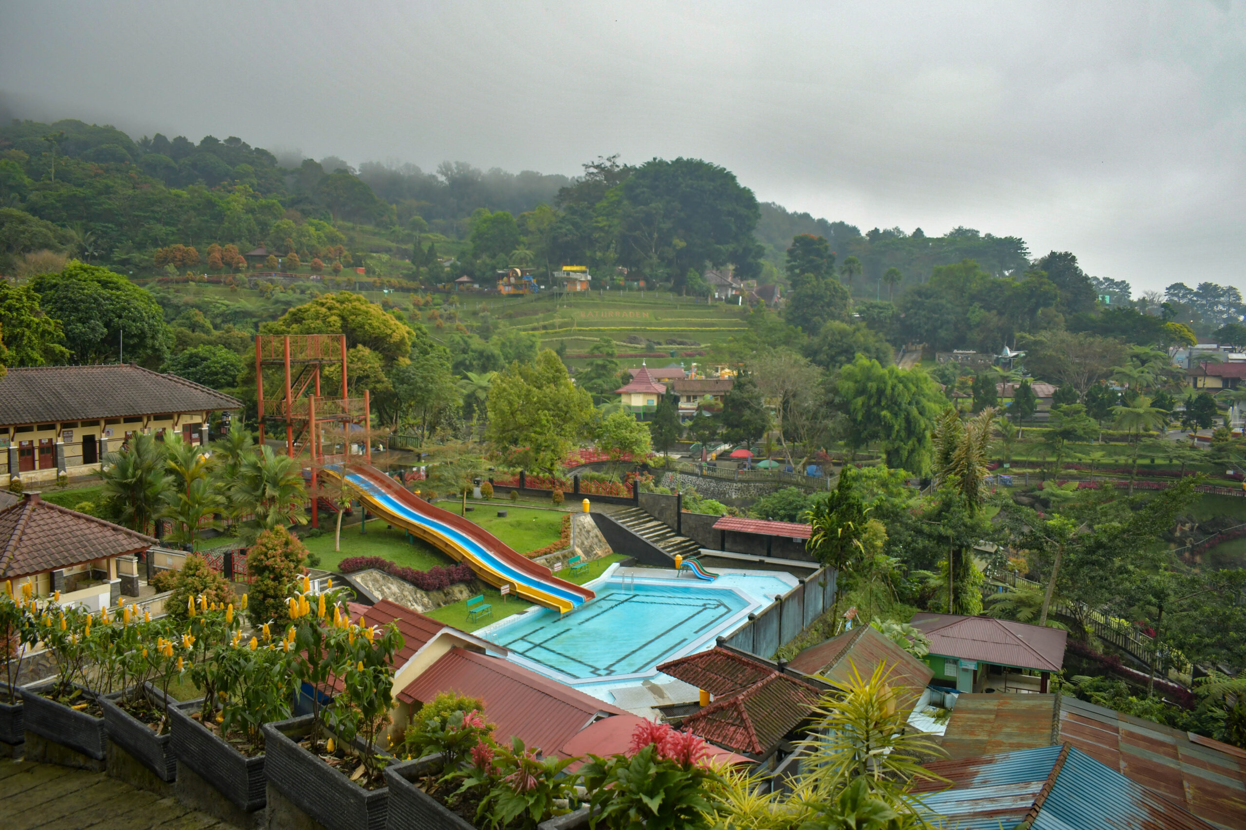 Habiskan Liburan Seru di Lokawisata Baturraden