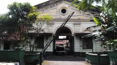 Arsitektur Tropis pada Rumah Dinas Era Kolonial Belanda di Magelang