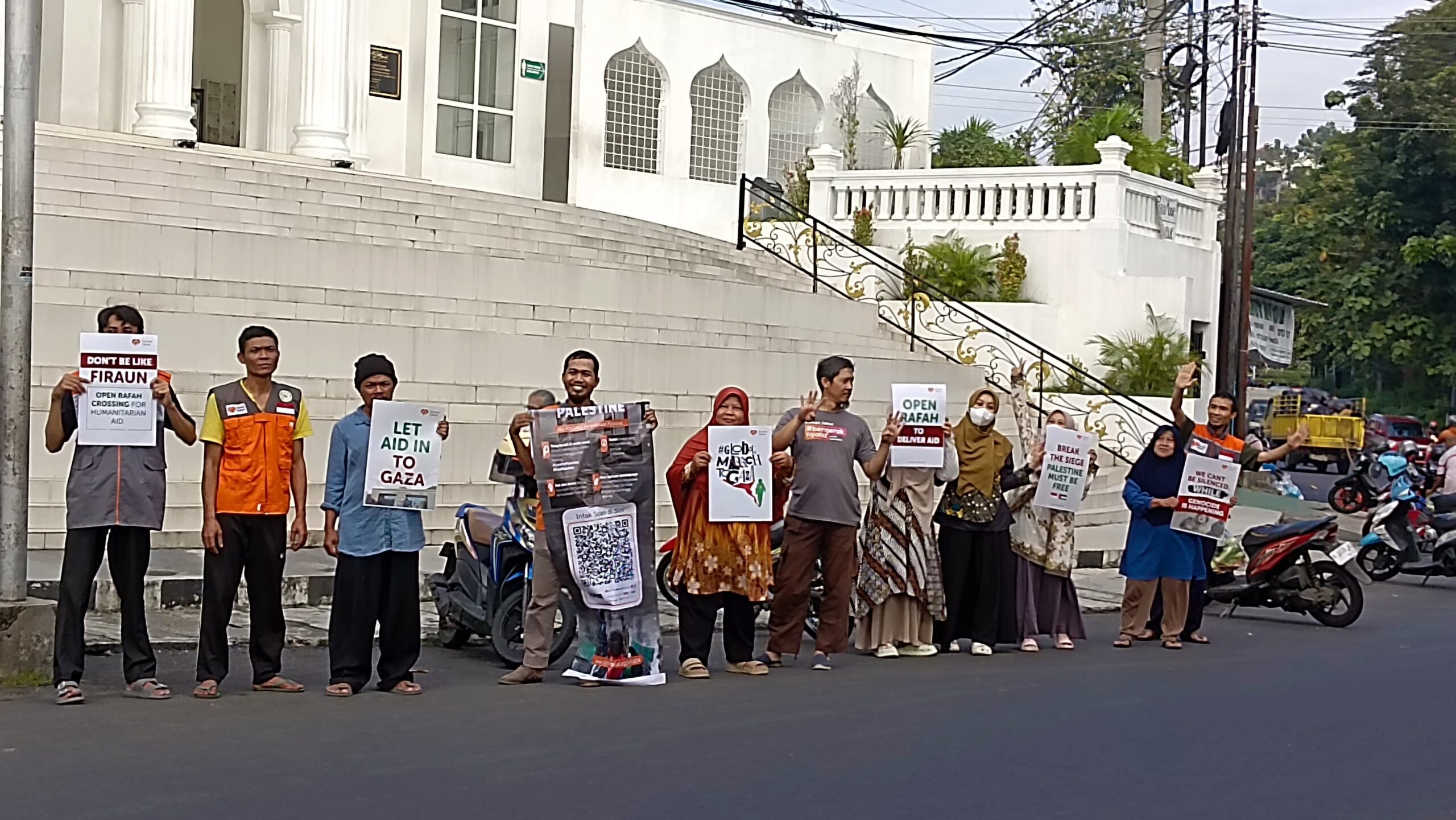 Rumah Zakat Gelar Aksi Serentak Dukung Kemudahan Akses Bantuan ke Gaza