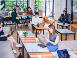 Tren Warung Kopi Jadi Kantor Baru Freelancer