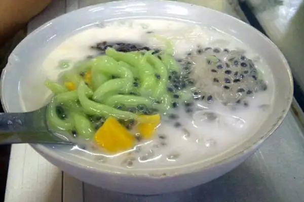 Nikmatnya 7 Kuliner Pasar Gede Solo yang Paling Hits