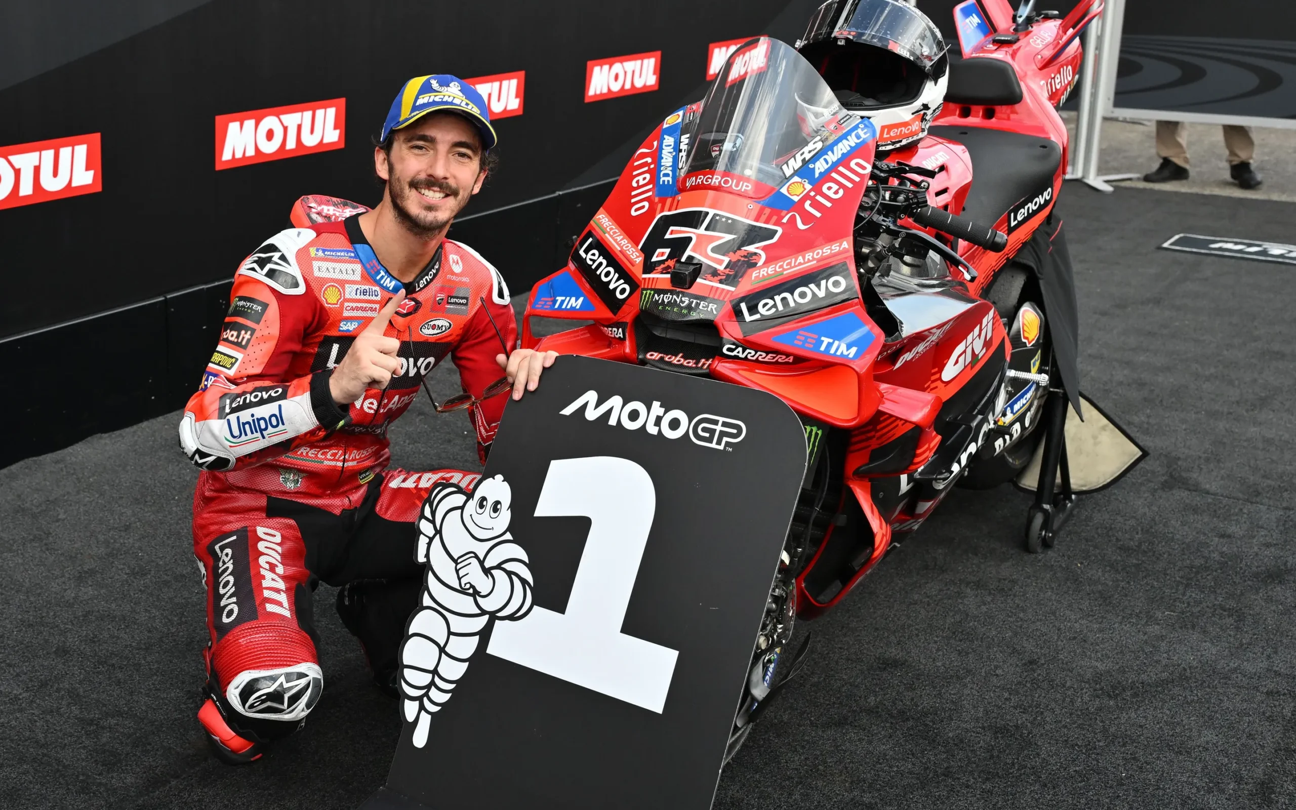GP Jepang 2025: Bagnaia Menang, Marquez Juara Dunia
