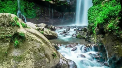 Pesona dan Misteri Air Terjun Kedung Kayang, Jurassic World Magelang