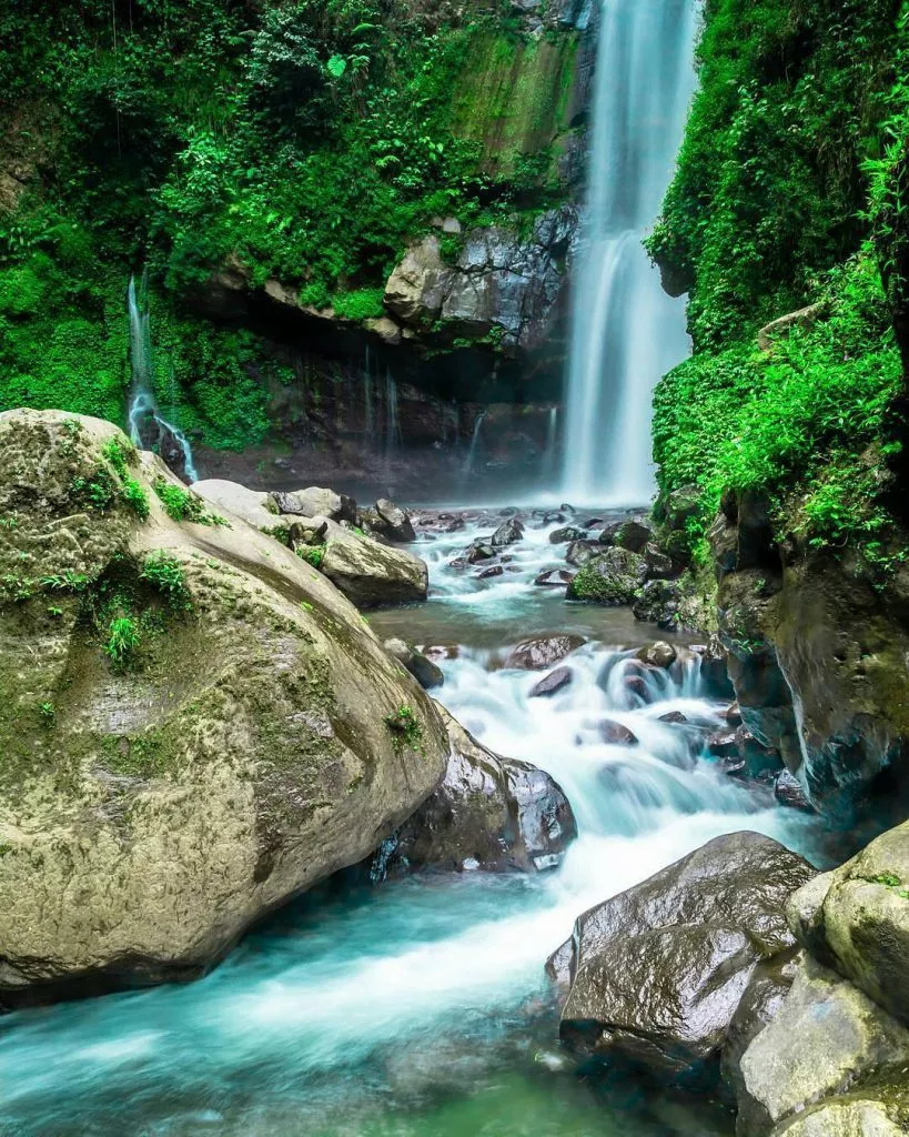 Pesona dan Misteri Air Terjun Kedung Kayang, Jurassic World Magelang