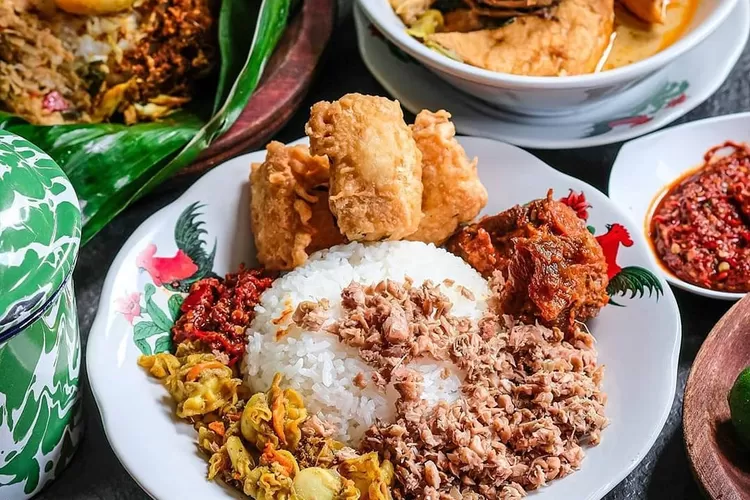 Mengulik Makna Filosofis Nasi Megono Pekalongan