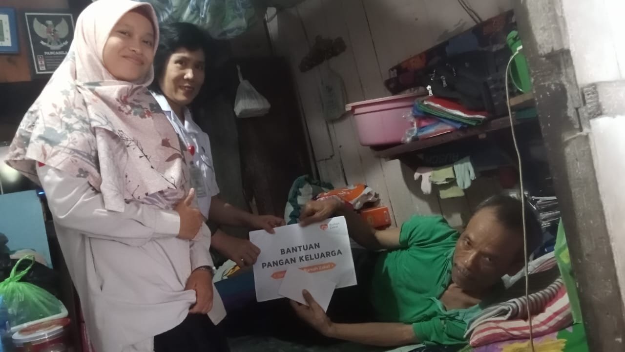 Peringati Hari Pangan Sedunia, Rumah Zakat Salurkan Sembako
