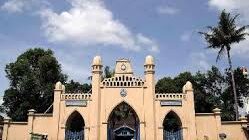 Menelusuri Akulturasi Budaya pada Arsitektur Masjid Agung Surakarta