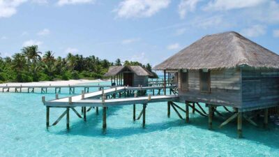 Destinasi 5 Pantai di Jepara yang Bikin Jatuh Hati