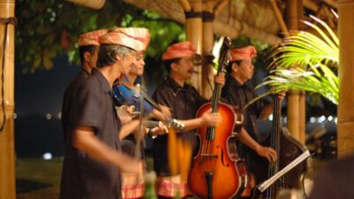 Kisah Hidup-Mati Keroncong Jawa dan Regenerasinya