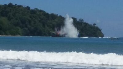Legenda Laut Selatan, Politik Jawa dan Jejak Perlawanan Kolonialisme