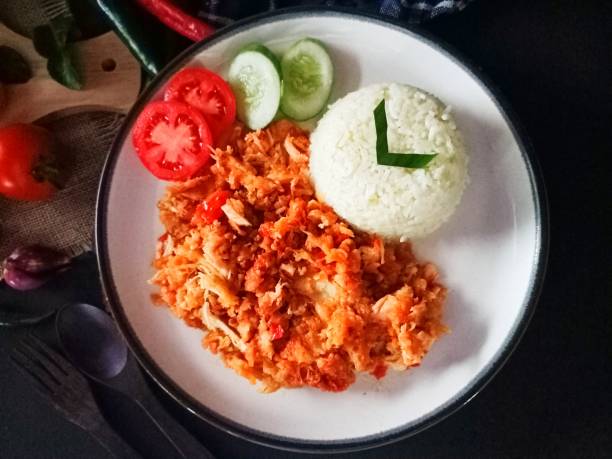 Asal-Usul Ayam Geprek: Dari Kuliner Jawa hingga Menasional