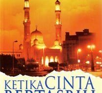 Ngabuburead: Rekomendasi Novel Islami Populer