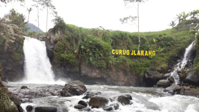 5 Rekomendasi Wisata Alam di Pekalongan, Asri dan Cantik