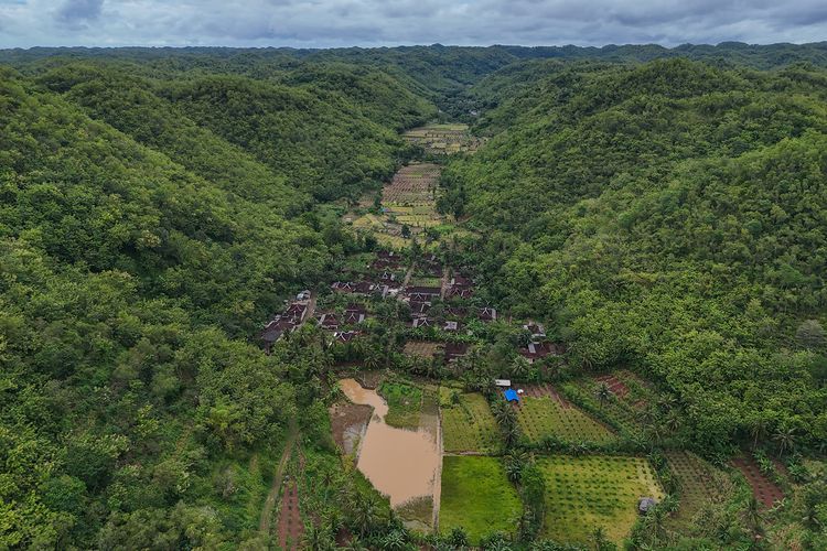 Dusun Mendak Wonogiri Sajikan Panorama Lembah Bengawan Solo Purba