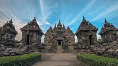Simbol Cinta Rakai Pikatan yang Terabadikan Lewat Candi Plaosan