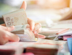 Tips Mengatur Keuangan di Usia 20-an Agar Masa Depan Stabil