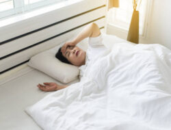 Tahukah Kamu Apa Efek Samping Tidur dengan Rambut Basah?