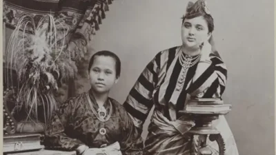 Kebaya Nyonya Belanda, Busana Lokal yang Menyatu dengan Kolonial