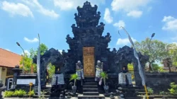 Jelajah Pura Agung Girinatha di Atas Perbukitan Semarang