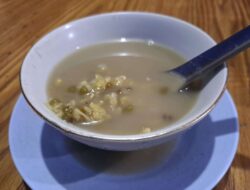 Wedang Kacang Ijo Kapuran Legendaris yang Masih Jadi Favorit