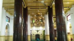 Mengulik Simbol Persatuan Umat Lewat Soko Tatal Masjid Agung Demak