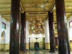 Mengulik Simbol Persatuan Umat Lewat Soko Tatal Masjid Agung Demak