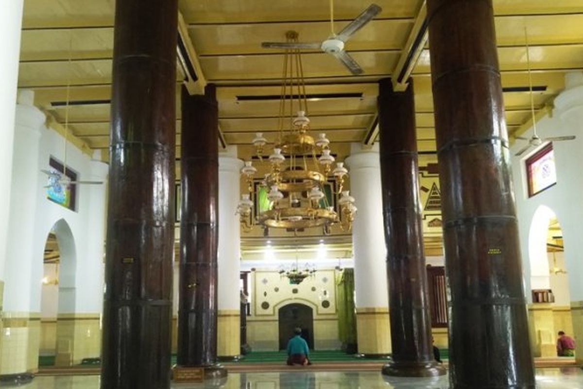 Mengulik Simbol Persatuan Umat Lewat Soko Tatal Masjid Agung Demak