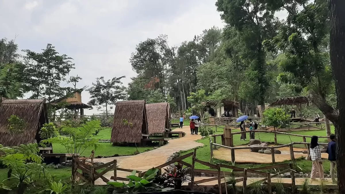 Pinusia Park: Hidden Gem Semarang Buat Family Time