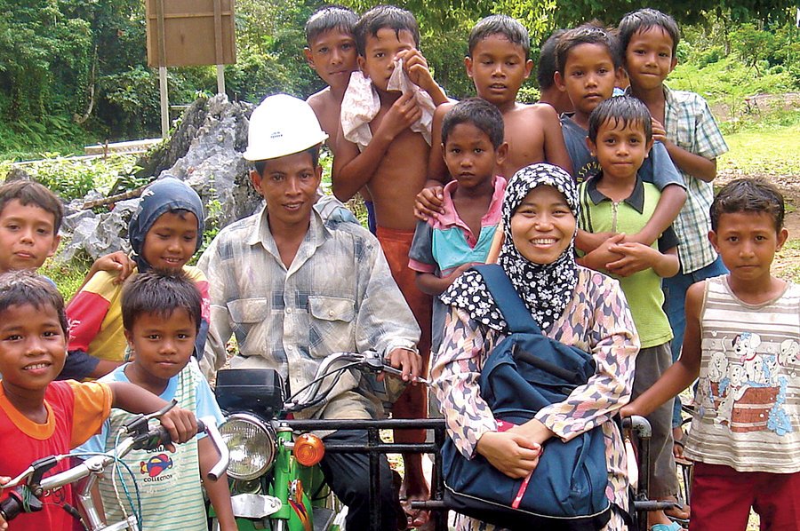 Tri Mumpuni, Ilmuwan Perempuan Semarang Peraih Nobel Asia