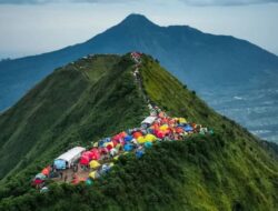 Gunung di Jawa Tengah Buat Muncak di Musim Kemarau