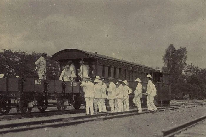 Ketika Kereta Api dan Sastra Terhubung Lewat Arthur Rimbaud