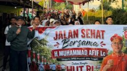 Peringati HUT Ke-81 RI, Muhammad Afif Ajak Warga Gedawang Perkuat Persatuan Lewat Jalan Sehat