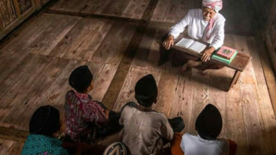 Cara Duduk Jadi Adab bagi Masyarakat Jawa